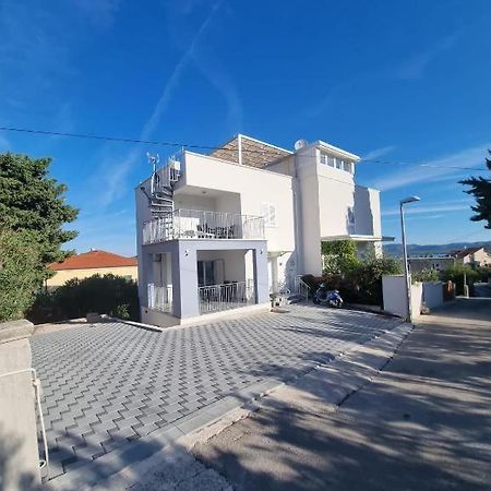 Matoc Apartments Murter Ngoại thất bức ảnh