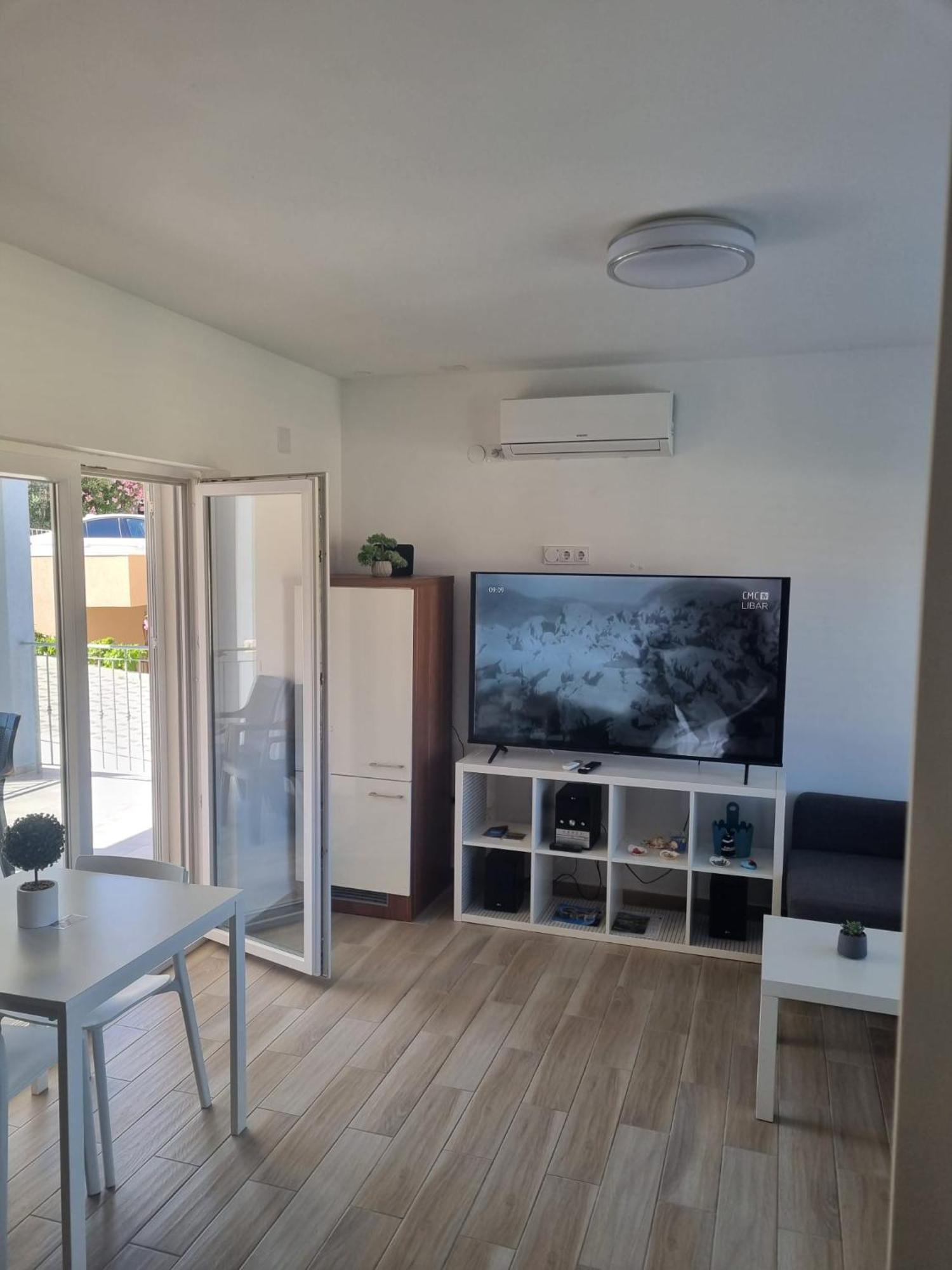 Matoc Apartments Murter Ngoại thất bức ảnh